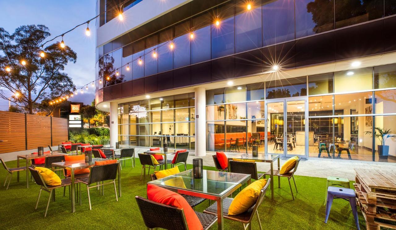 Ibis Melbourne - Glen Waverley Bagian luar foto