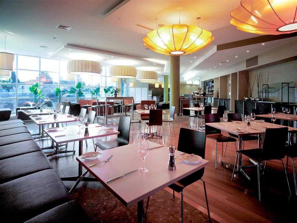 Ibis Melbourne - Glen Waverley Bagian luar foto