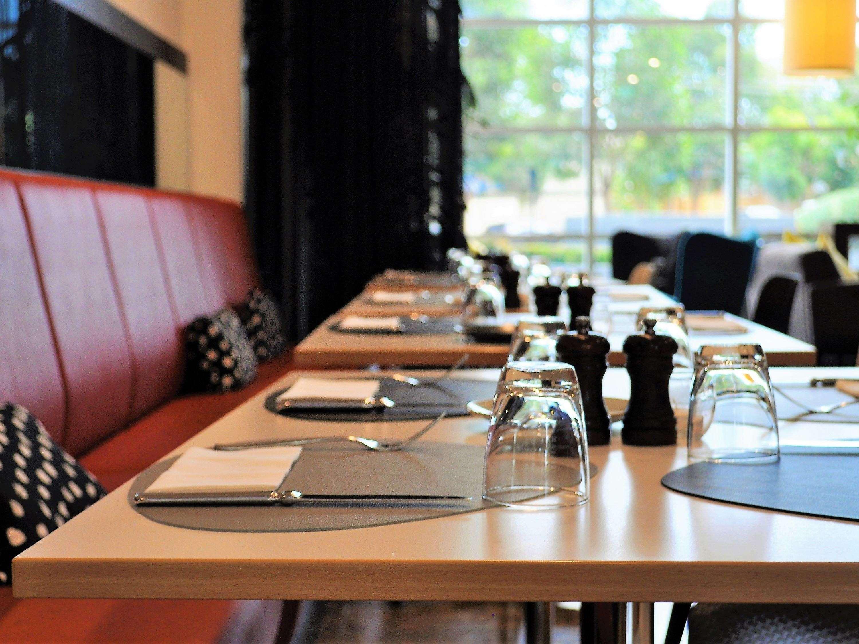 Ibis Melbourne - Glen Waverley Bagian luar foto